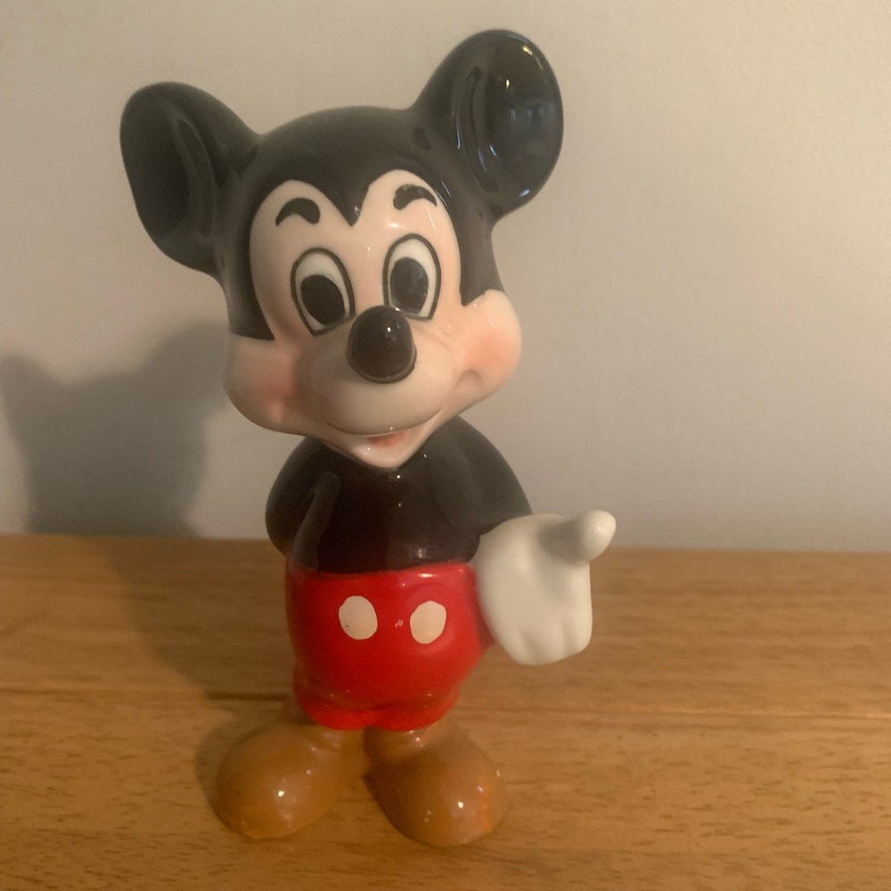 Walt Disney World Productions Made in Japan MICKEY MOUSE Figurine 1960’s